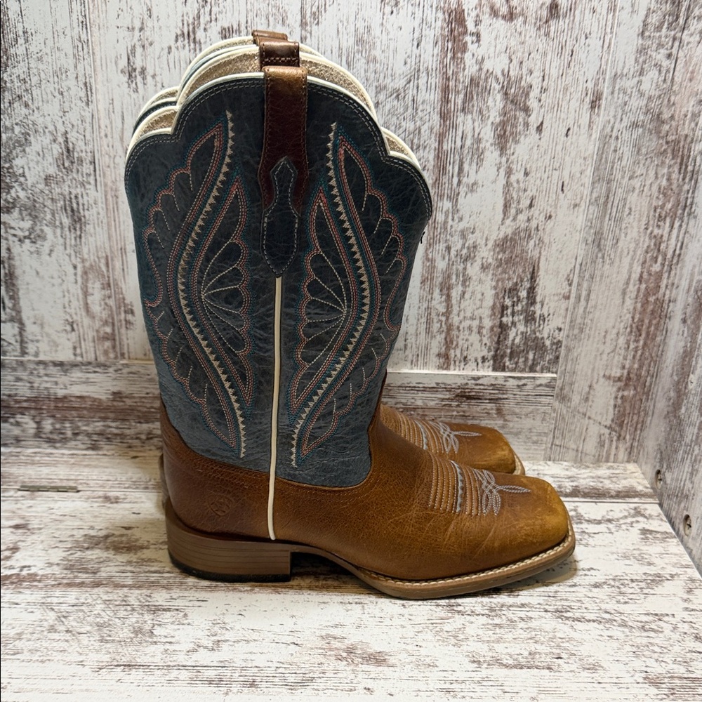 Ariat Two-Tone Tan and Blue Leather Western Boots